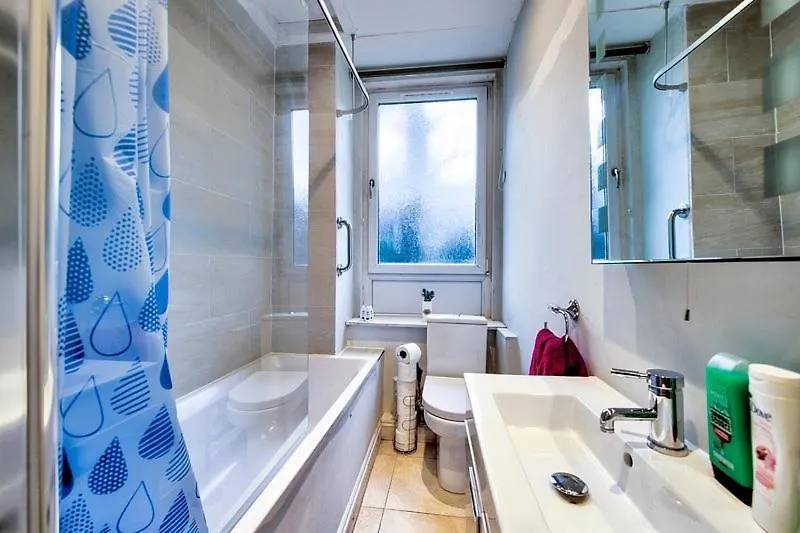 Edinburgh Central Ground Floor Apartment