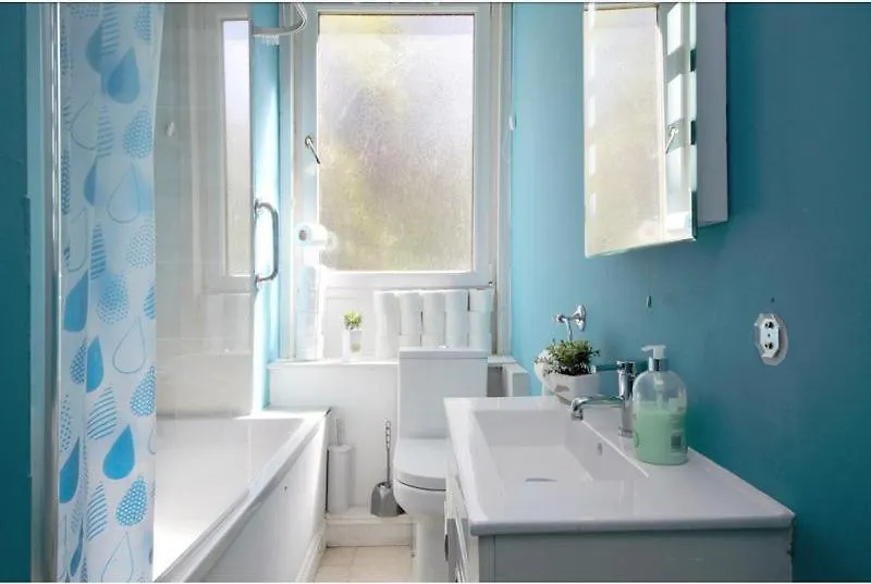 Edinburgh Central Ground Floor Apartment United Kingdom